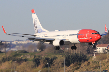 LN-DYD (39002) 2010 Boeing 737-8JP(WL)