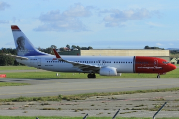 LN-NIB (36879) 2011 Boeing 737-86J WL
