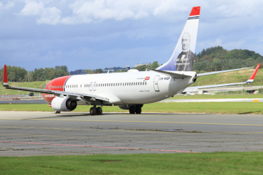 LN-NGP (39028) 2013 Boeing 737-8JP(WL)