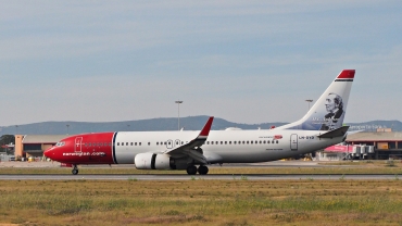 LN-DYD (39002) 2010 Boeing 737-8JP WL