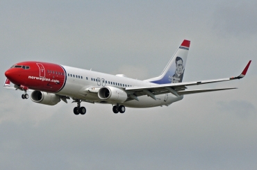 LN-DYQ (40869) 2011 Boeing 737-8JP WL