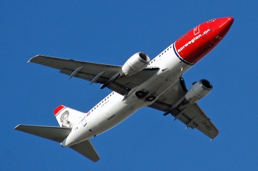 LN-KKV (25613) 1993 Boeing 737-3Y5