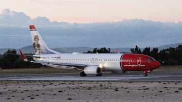 LN-NOR (39412) 2011 Boeing 737-81D WL