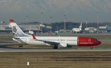 LN-NOI (36820) 2009 Boeing 737-86N WL