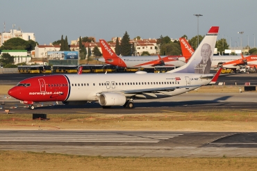 LN-NGF (39017) 2012 Boeing 737-8JP WL