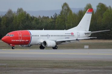 LN-KKD (29339) 1999 Boeing 737-33V