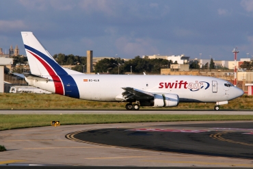 EC-KLR (23766) 1987 Boeing 737-3Q8(SF)