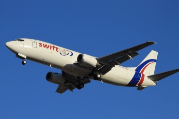 EC-MCI, (cn 26298), Boeing 737-4Q8(SF)