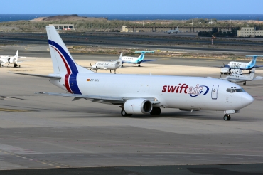 EC-MCI, (cn 26298), Boeing 737-4Q8(SF)