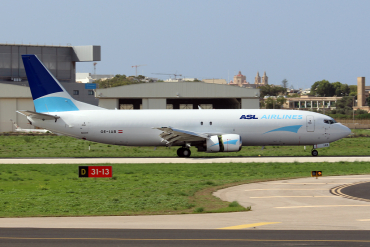 OE-IAB (25147) 1991 Boeing 737-4Z9(SF)