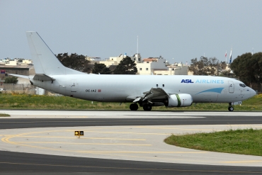 OE-IAZ (25111) 1994 Boeing 737-4Q8 SF