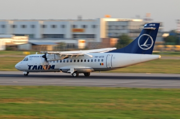 YR-ATD ( 591 ) 1998 ATR-42-500