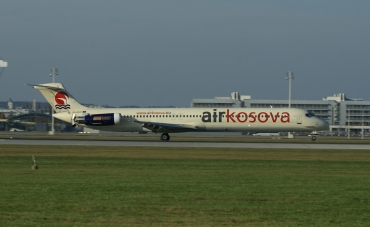 S5-ACC (48095) 1982 McDonnell Douglas MD-82