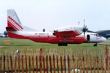 UR-48004 · Antonov An-32P Firekiller · LBG / LFPB