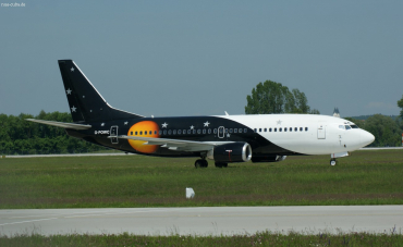 G-POWC (25402) 1991 Boeing 737-33A(QC)