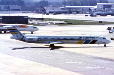 SE-DHN (49623) 1988 McDonnell Douglas MD-83