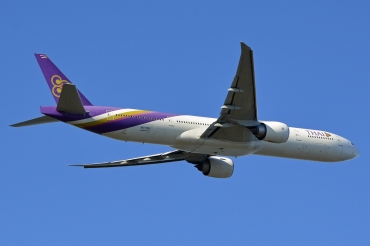 HS-TKM (41522) 2013 Boeing 777-3AL(ER)