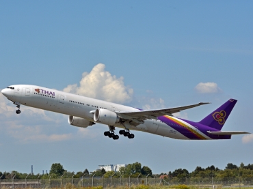 HS-TKZ (42115) 2015 Boeing 777-3D7(ER)