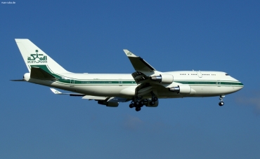 HZ-WBT7 (25880) 1992 Boeing 747-4J6