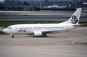 EC-EIR (24132) 1988 Boeing 737-3Q8