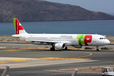 CS-TJH (2270) 2004 Airbus A321-211