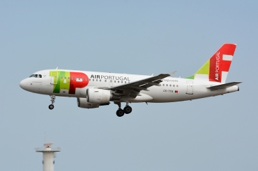 CS-TTS (1765) 2002 Airbus A319-112