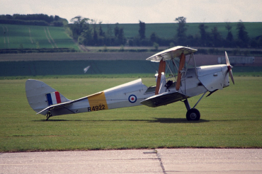R4922 (82845) 1940 DeHavilland DH-82A Tiger Moth II