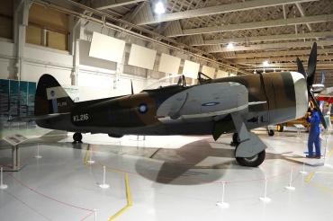 KL216 (399-55834) 1945 Republic P-47D Thunderbolt