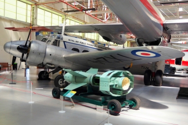 TX214 (33786) 1946 Avro 652A Anson C.19