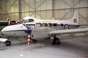VP952 (04048) DeHavilland DH-104 Devon C.2