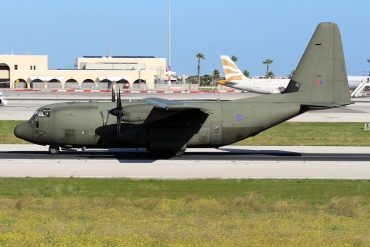 ZH881 (382-5479) 1999 Lockheed C-130J Hercules C5