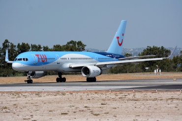 G-OOBB (32447) 2000 Boeing 757-28A WL