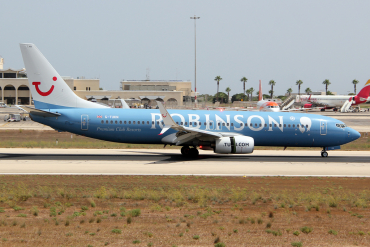 G-TUKN (37252) 2011 Boeing 737-8K5(WL)