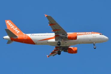 OE-IZB (4316) 2010 Airbus A320-214