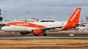 OE-IZU (4013) 2009 Airbus A320-214