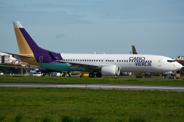 D4-CCJ (60432) 2019 Boeing 737-8 MAX