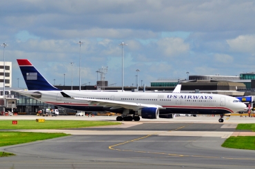 N270AY (315) 2000 Airbus A330-323