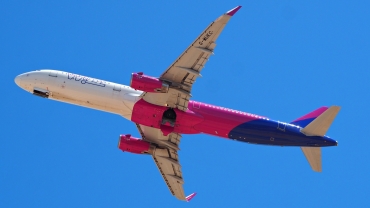 G-WUKC (8169) 2018 Airbus A321-231(WL)