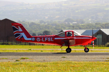 G-LFSL (3881A0086) 1981 Piper PA-38-112 Tomahawk