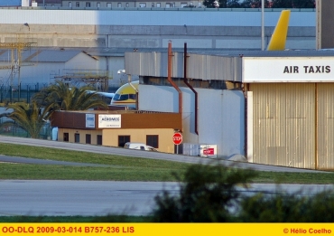 OO-DLQ (22175) 1983 Boeing 757-236(SF)