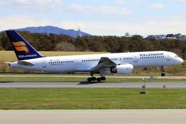 TF-FIW (24838) 1990 Boeing 757-27B
