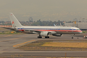 TF-ISL (25295) 1992 Boeing 757-223(WL)