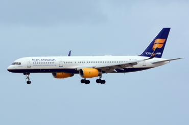 TF-FIA (29310) 2000 Boeing 757-256(WL)