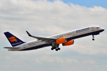 TF-FIN (28989) 1997 Boeing 757-208(WL)