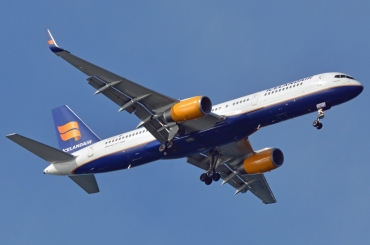 TF-FIT (26244) 1992 Boeing 757-256(WL)