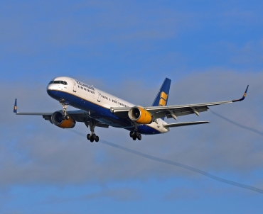 TF-FIV (30424) 2001 Boeing 757-208(WL)