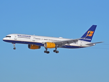 TF-FIY (29312) 2000 Boeing 757-256