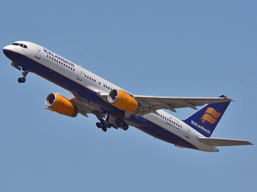 TF-ISJ (26249) 1999 Boeing 757-256