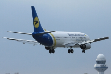 UR-GAX, (cn 26066/2301), Boeing 737-4Y0