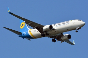 UR-UID (60176) 2018 Boeing 737-8KV(WL)
